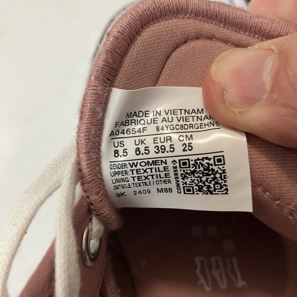 New!‎ Converse All Star Low Top Dusty Rose Women's 8 1/2" - Picture 3 of 6